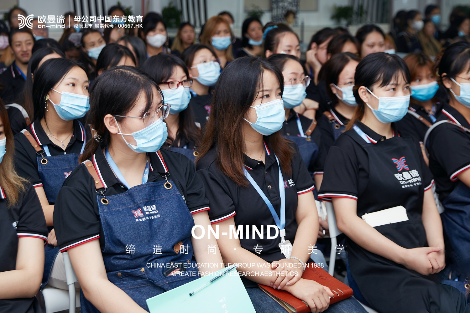 女生学化妆需要必备的东西有哪些